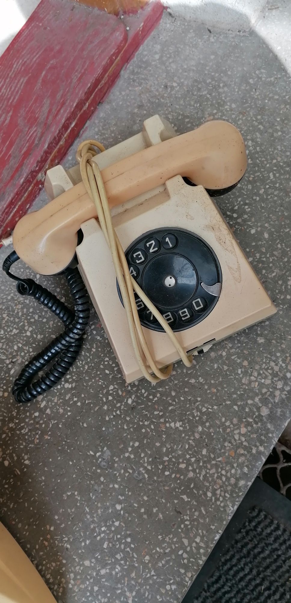 Telefon fix cu disc