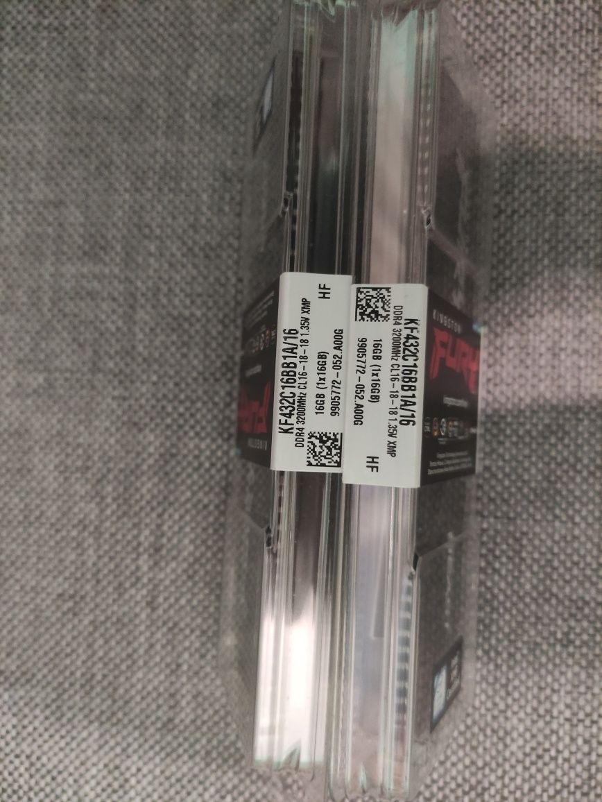Дънна платка MSI B450 TOMAHAWK MAX II и RAM памет Kingston 2x16gb DDR4