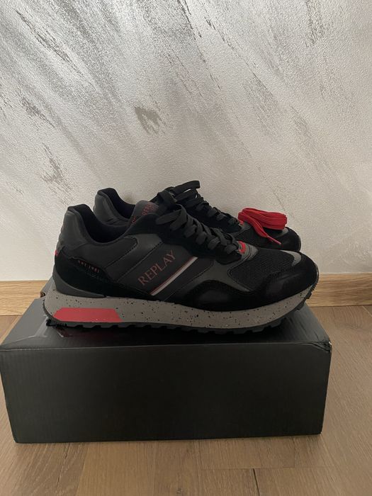 Сникърси REPLAY.