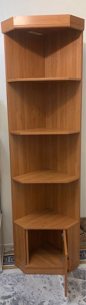 Срочно продается полка для книг