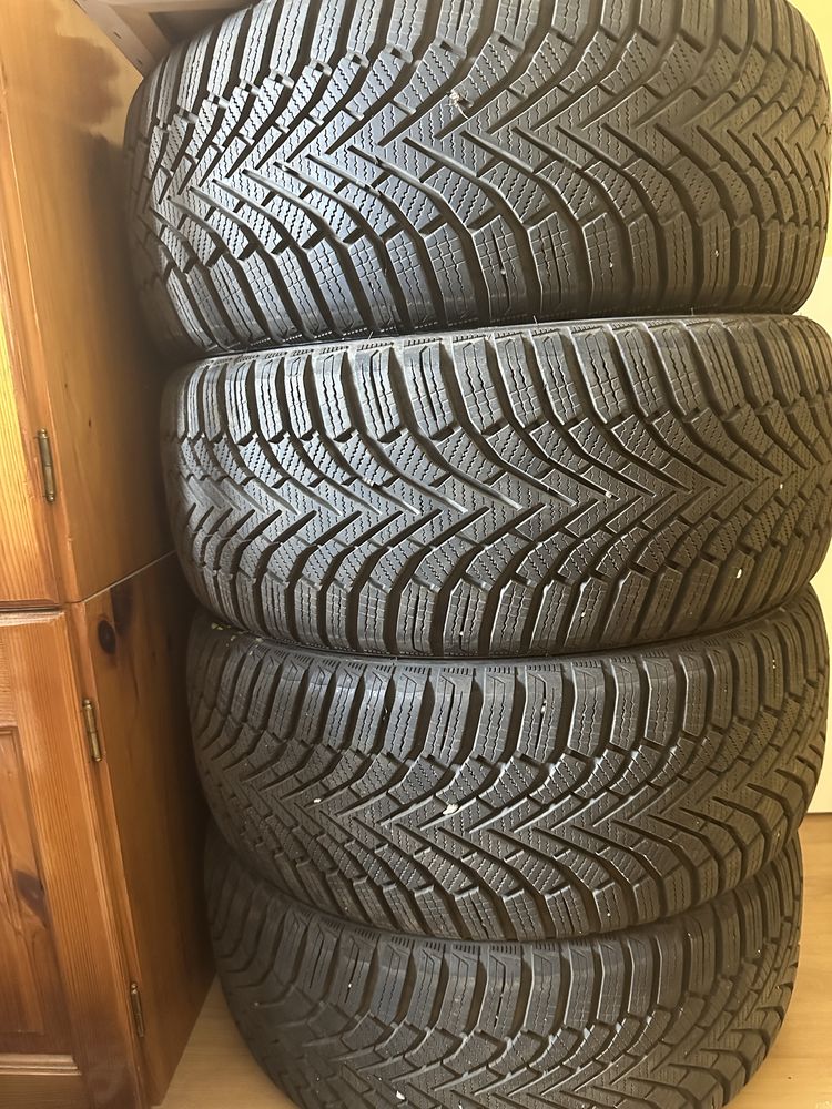 Зимни гуми 205/45 R16