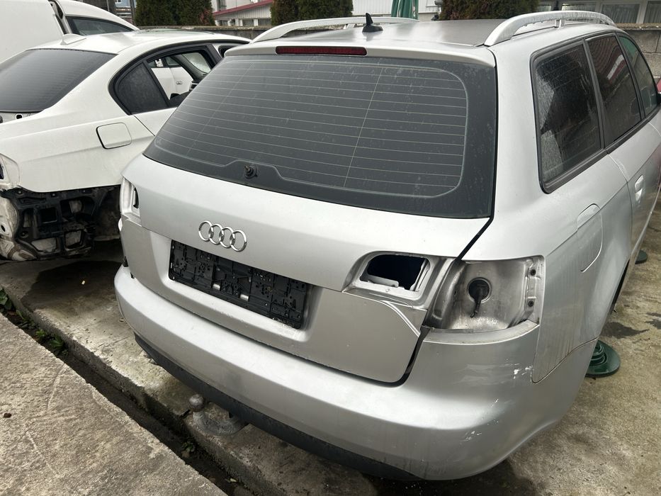 Haion spate Audi A4 B7 break culoare argintiu
