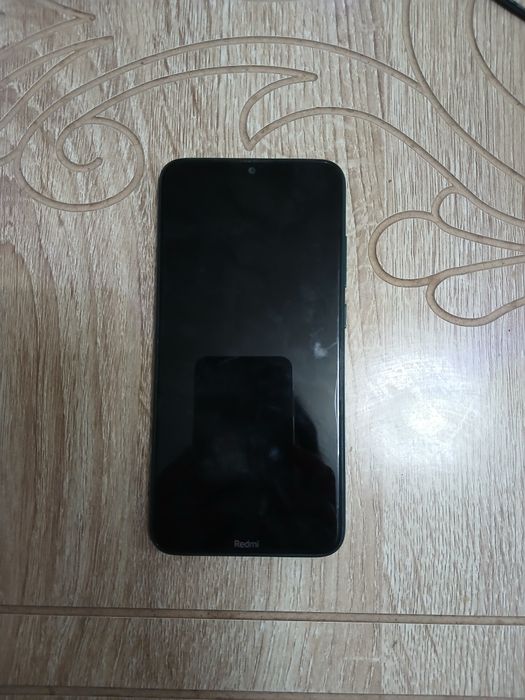 Redmi 8 урта холатта