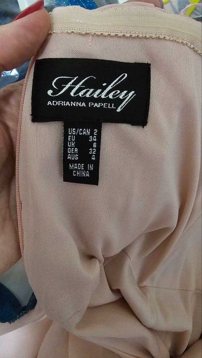 Платье Adrianna Papell