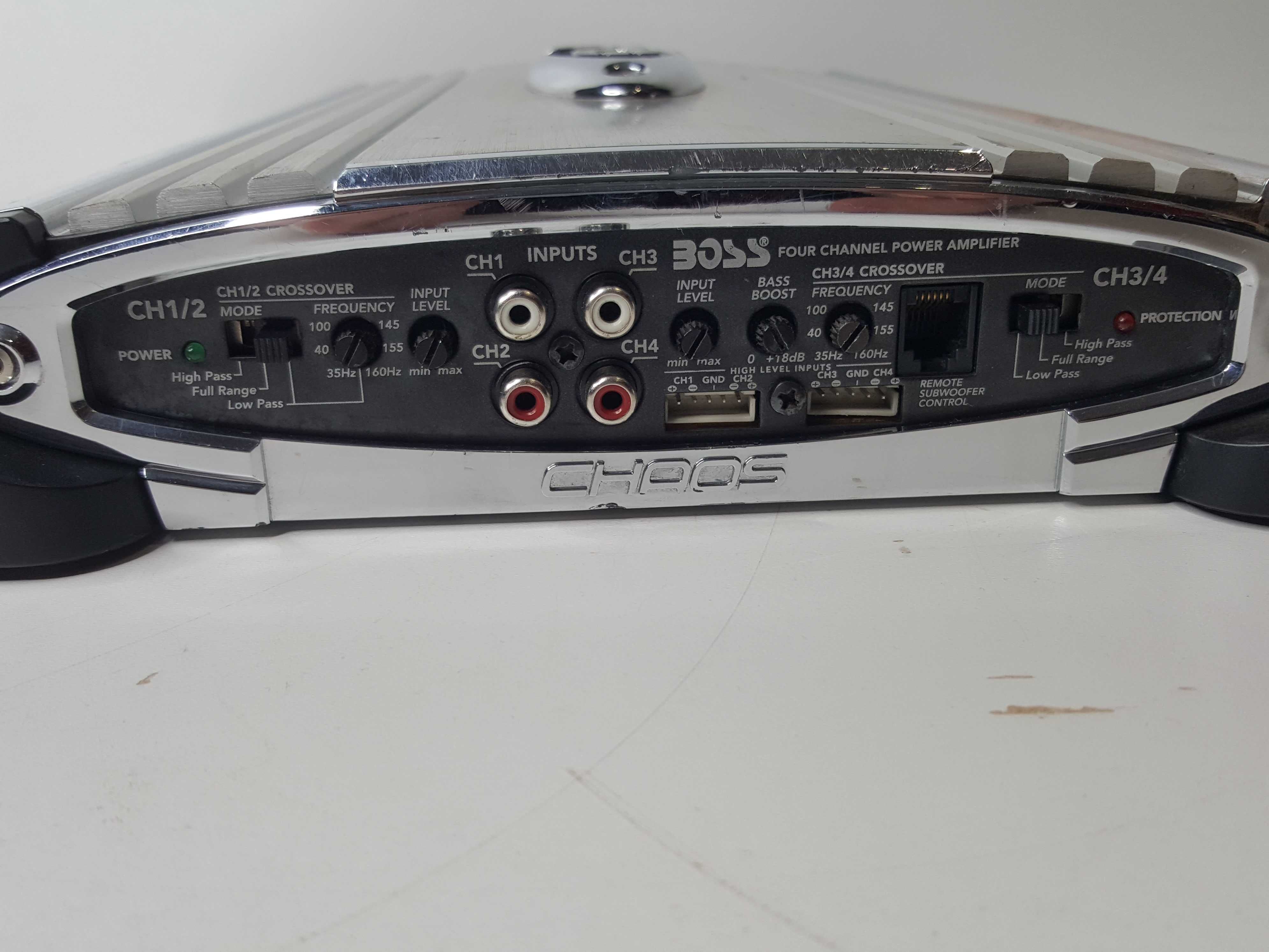 Vand amplificator statie auto BOSS CH 800