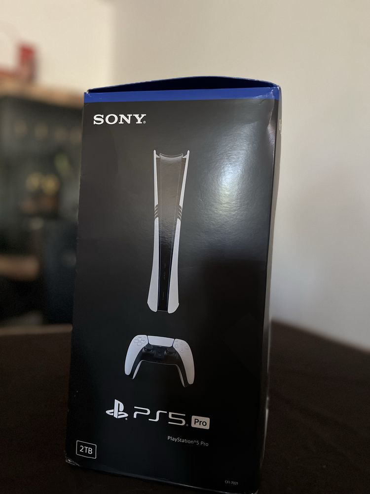 PS5 Pro 2 TB 4K HDR