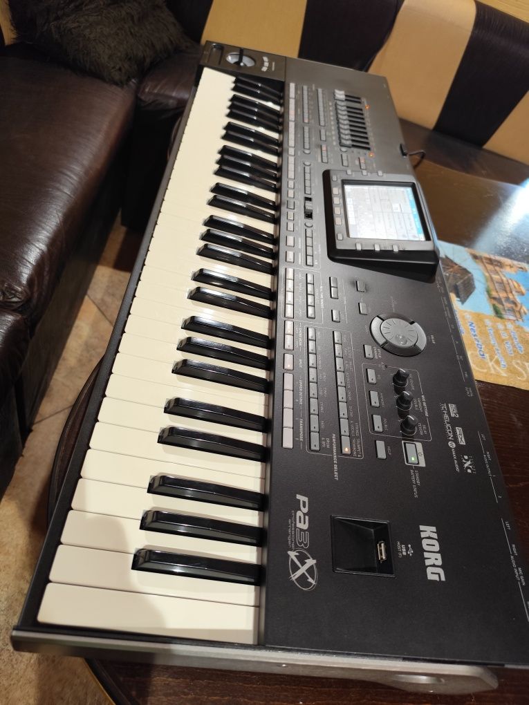 Korg pa3x-корг па3х