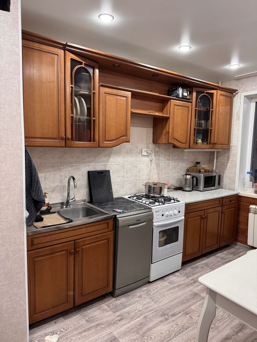 Продам кухонный гарнитур