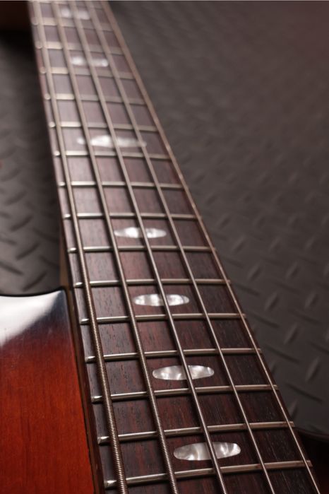 Бас-гитара Yamaha BB 615