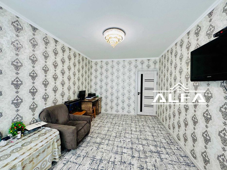 Buxoroda kvartira sotiladi 2 xonali 56m2 3-qavat.