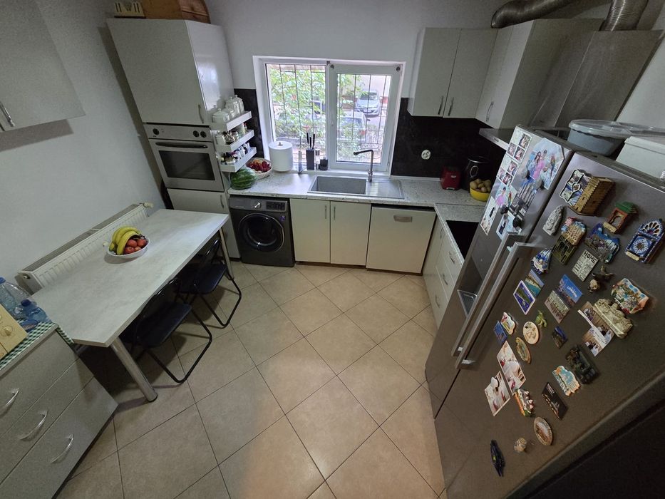 Apartament 4 camere, 2 boxe, loc parcare ADP