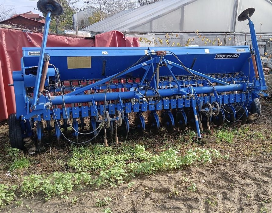 Semănătoare păioase Mecanica Ceahlău SUP29