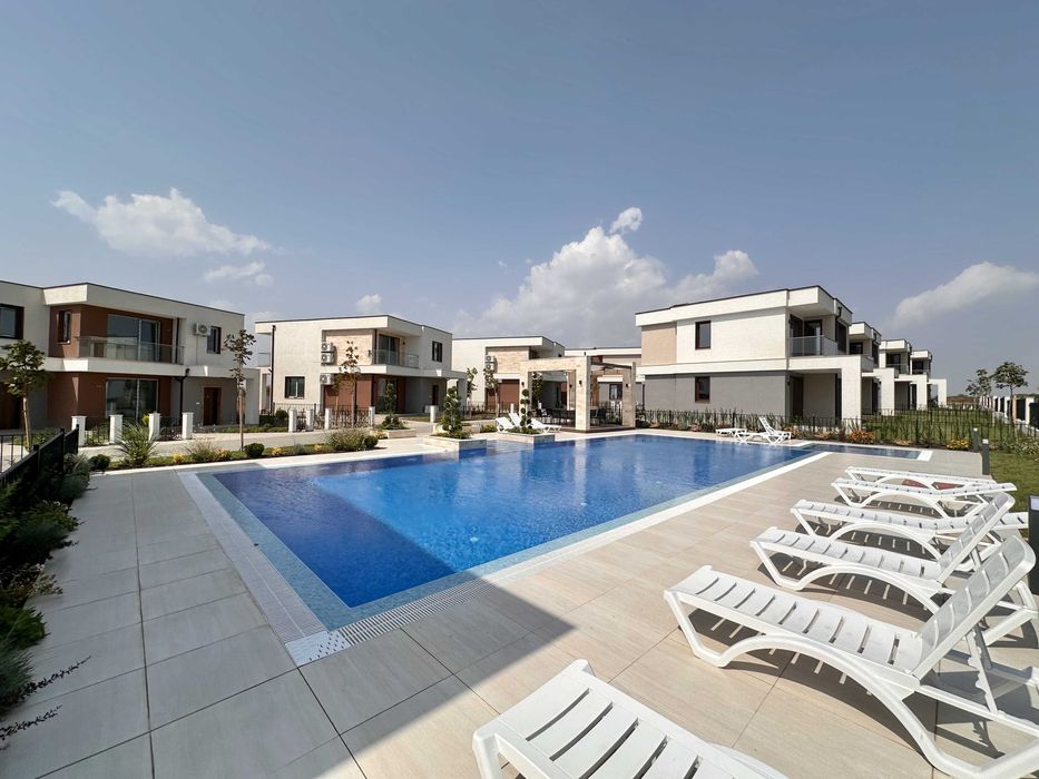 Продава се Къща в Поморие - 142 кв.м за 1901 €/кв.м - Снимка #10