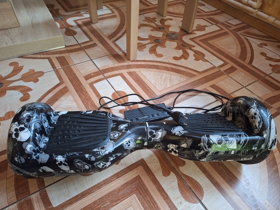 Vând hoverboard electric