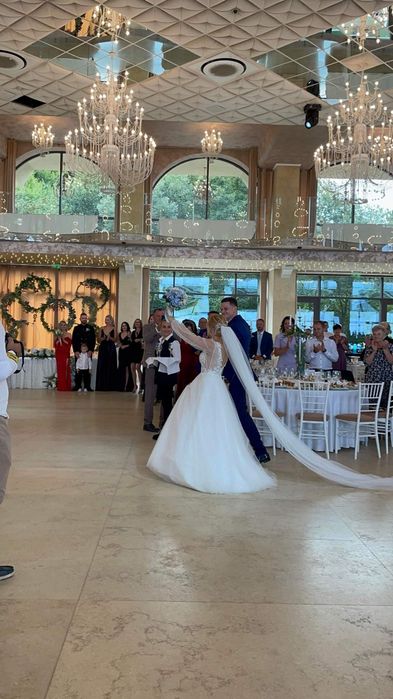 Rochie de mireasă + voal