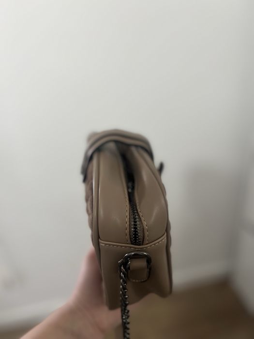 Дамска раница Guess