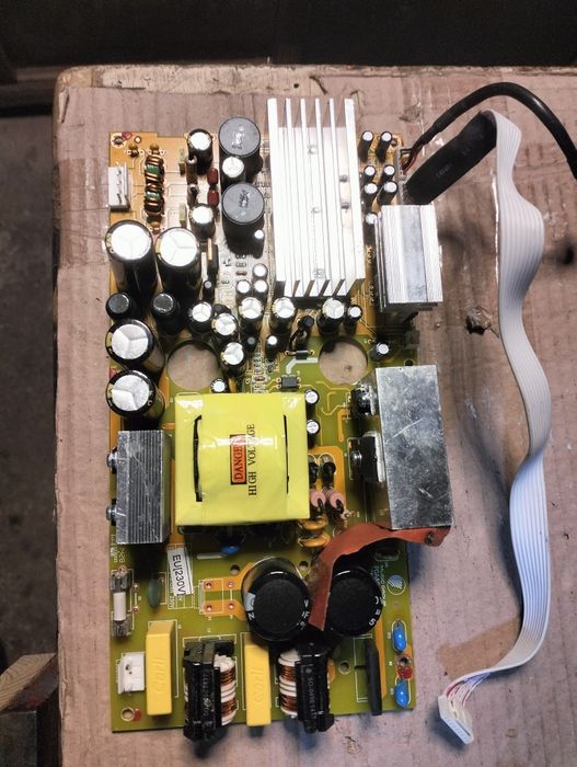 Placa Behringer nx4