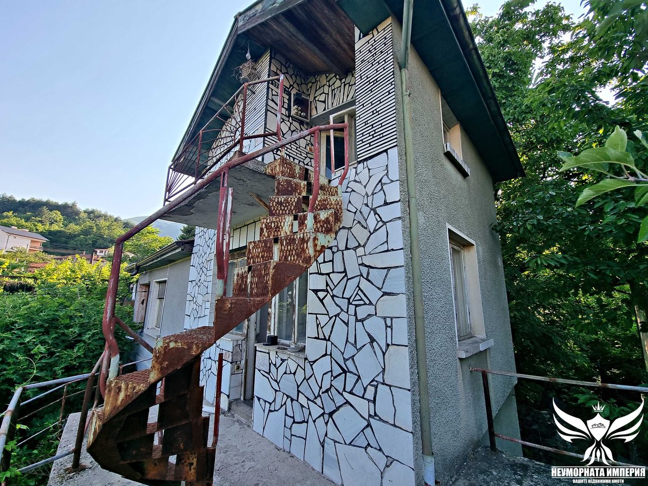 Продава се Къща в с. Горнослав, Област Пловдив - 54 кв.м за 924 €/кв.м - Снимка #1