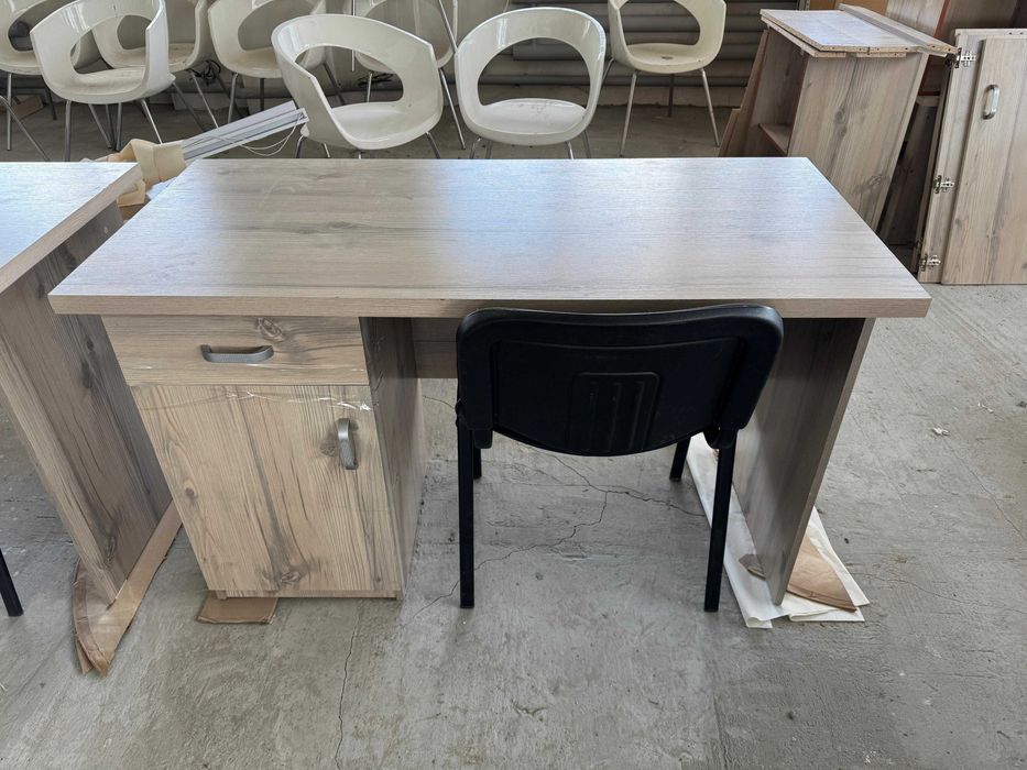 Продам офисные столы