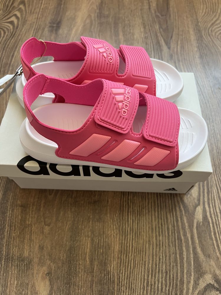 Сандали Adidas nike