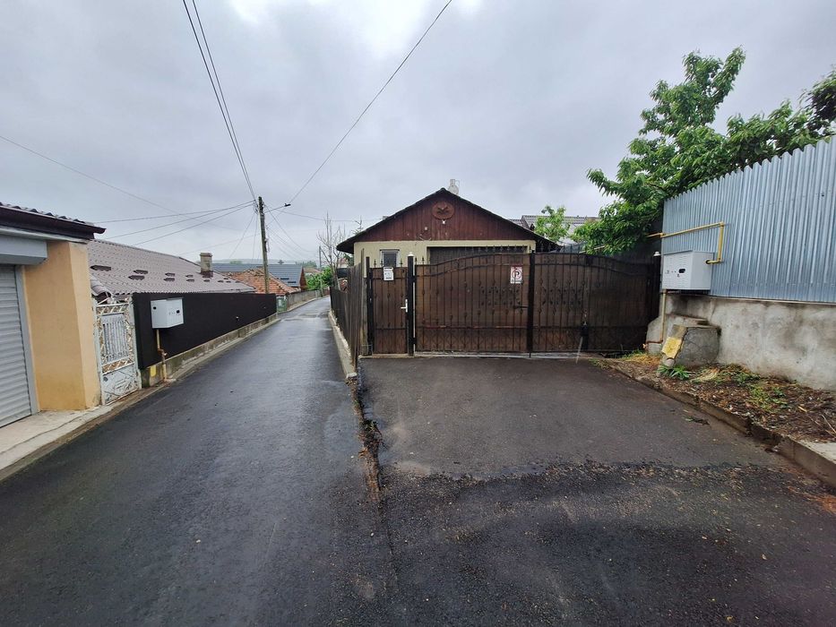 Casa 3 camere & bucatarie open-space de vinzare