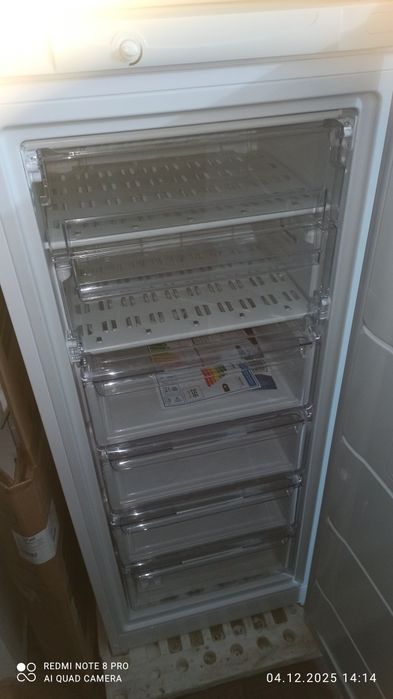 Морозильная камера INDEZIT