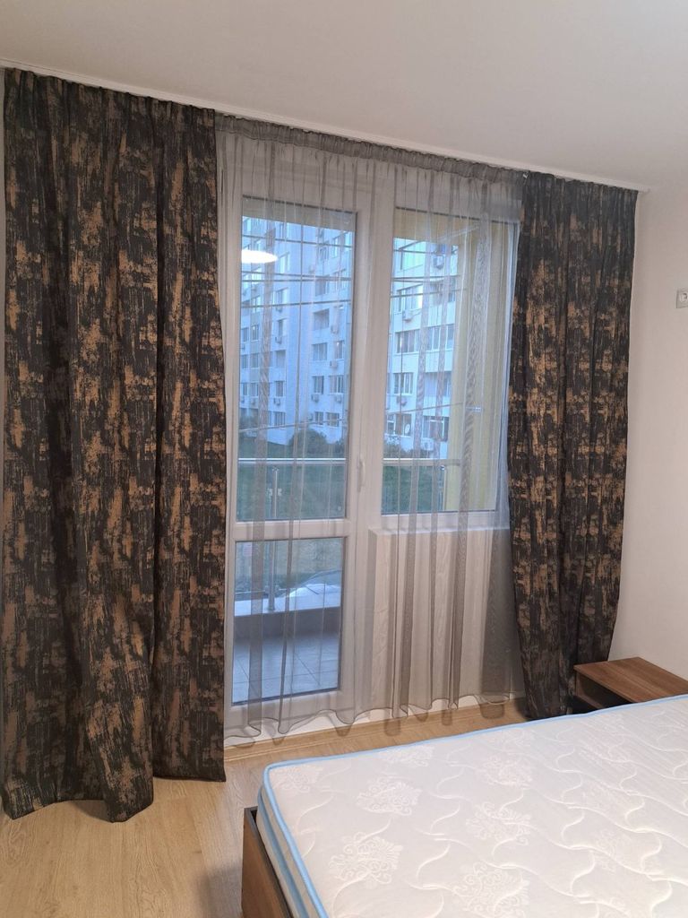 Дава се под наем Двустаен апартамент в Бургас, Изгрев - 55 кв.м за 484.5 € - Снимка #3