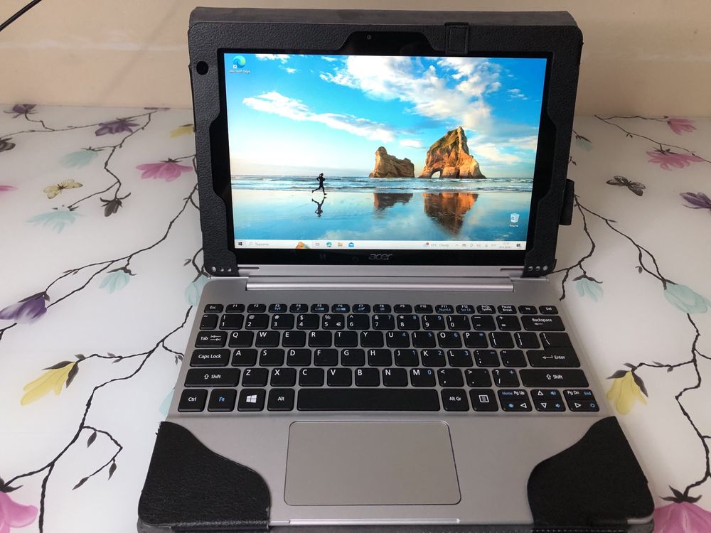 Лаптоп - Таблет Acer aspire