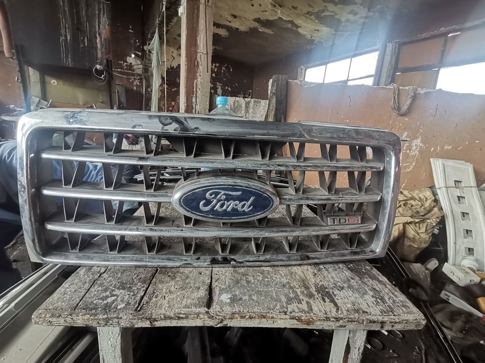 Оргинална Предна решетка за Форд рейнджър ford Ranger 2006++