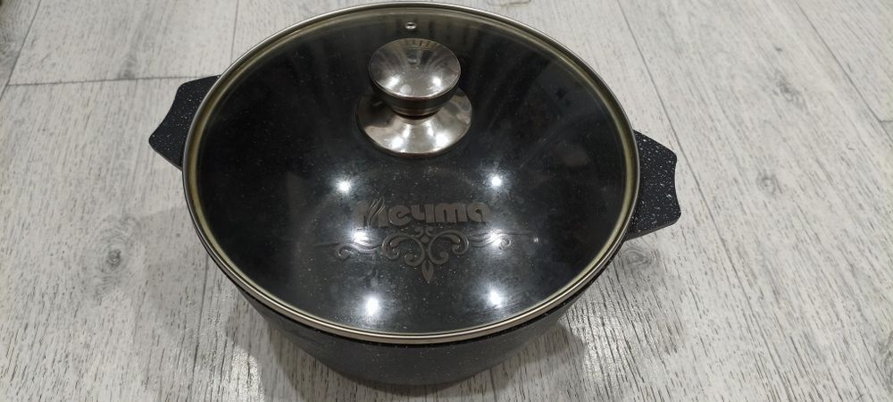 Казан Мечтаис антипригарным покрытием