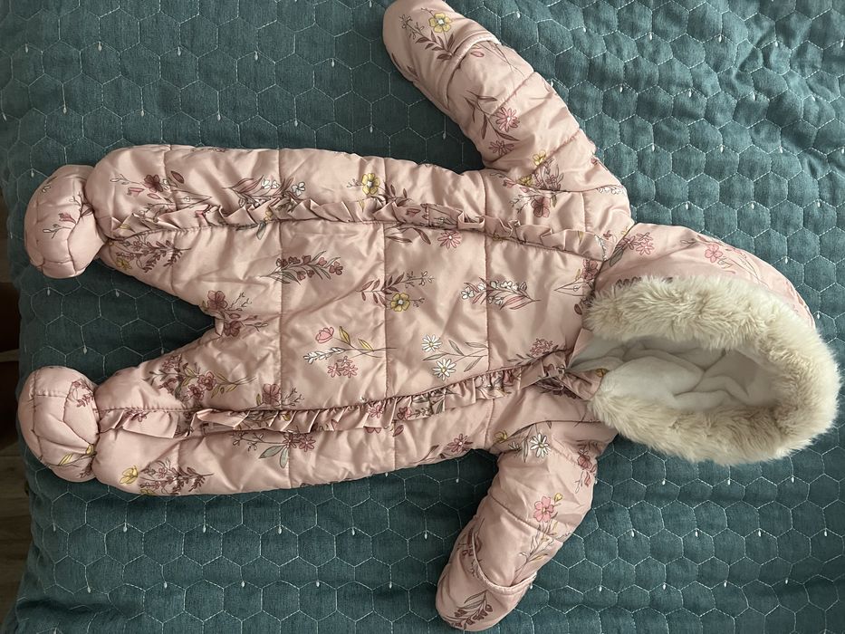 Бебешки космонавт George