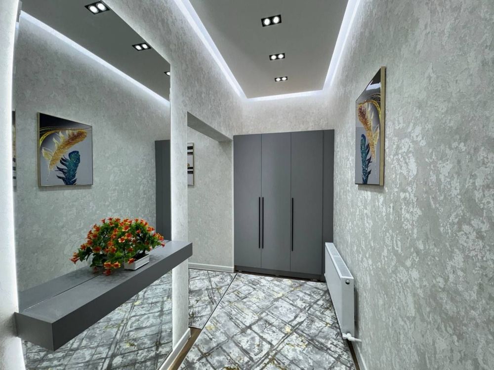Продается 3 комнатная квартира площадью 75 кв.м. По улице Гагарина
