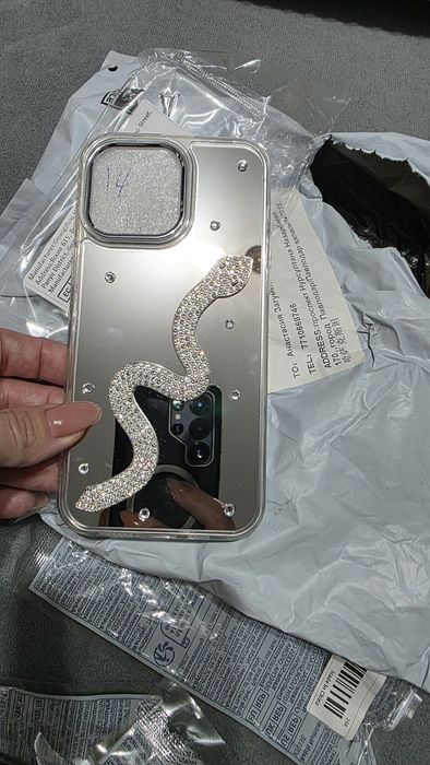 чехлы на айфоны и самсунг