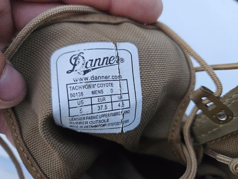 Bocanci desert americani danner 38