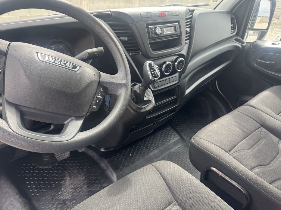 Iveco basculabil pe 3 parti