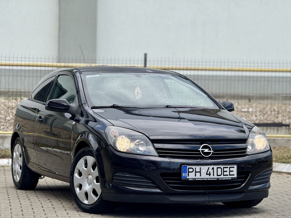 Opel Astra GTC Benzina