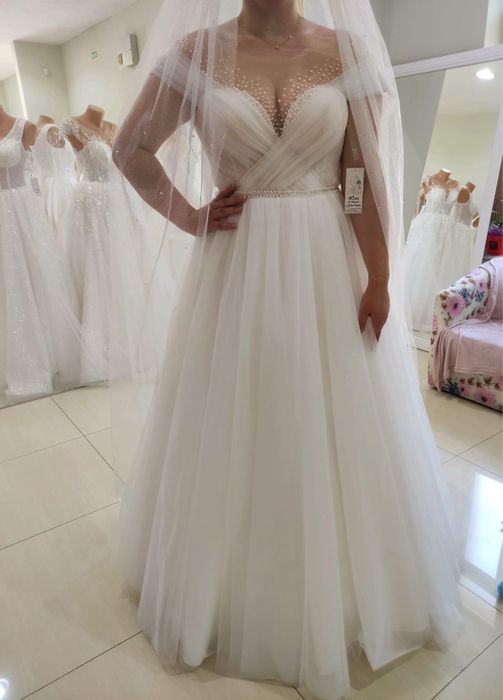 Vand rochie de mireasa