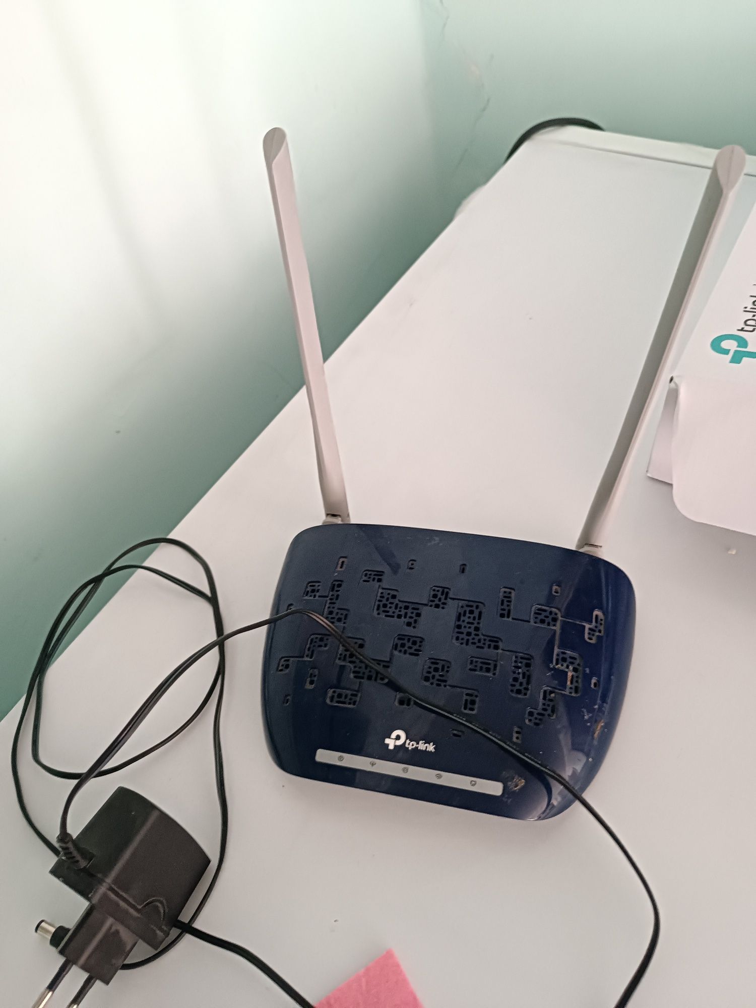 Wifi satiladi 100 000