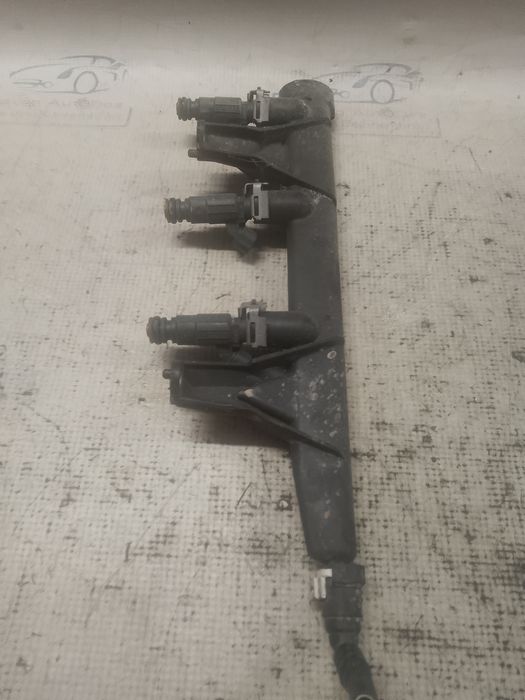 rampa plus injectoare  peugeot 2008 1.2 benzina 2016