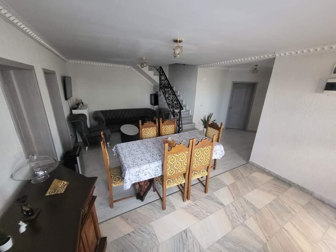 DUPLEX CU MANSARDA ghiroda cartier Slavick