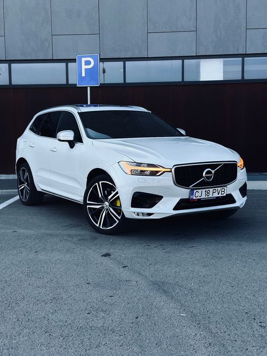 Volvo XC 60 TVA DEDUCTIBIL , D5 , 235cp , 135.000 km , Rdesign , AWD