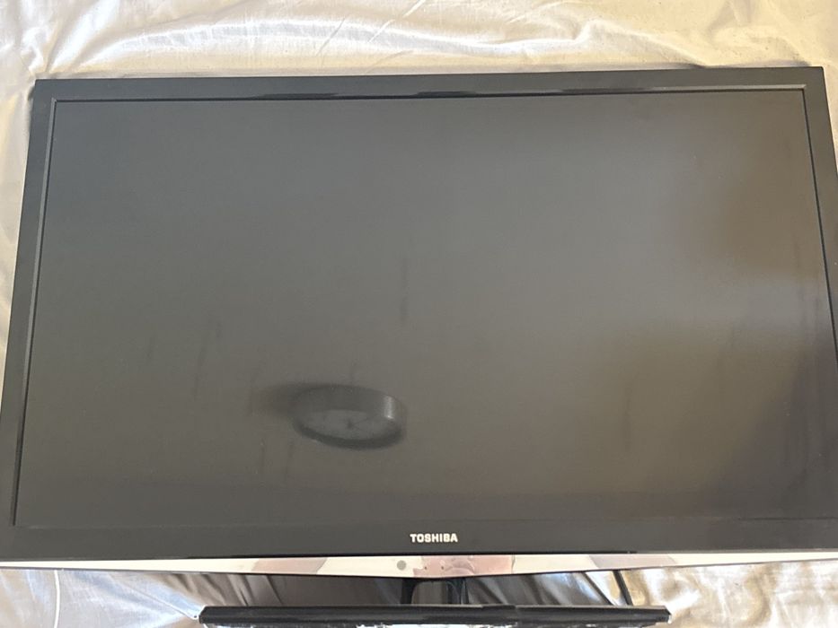 Телевизор Toshiba 32"