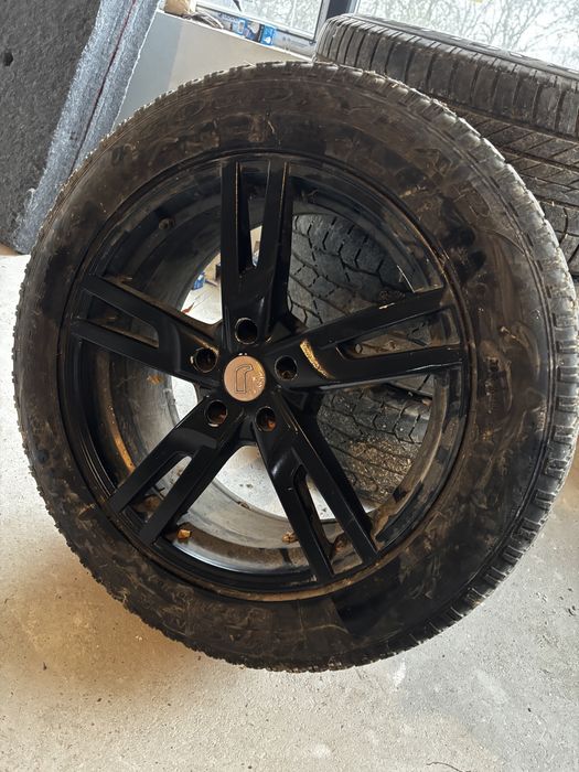 Jante r20 cu cauciucuri de iarna
