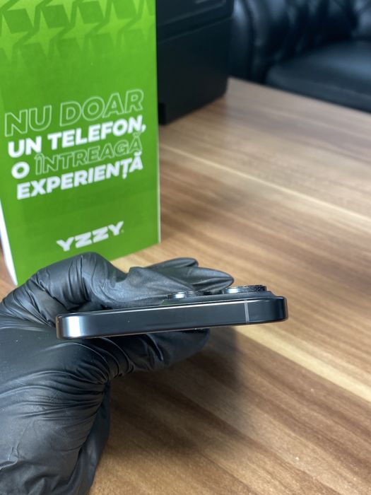 iPhone 16 Pro Max / 256 GB / Sănătate baterie 100% / Ca nou