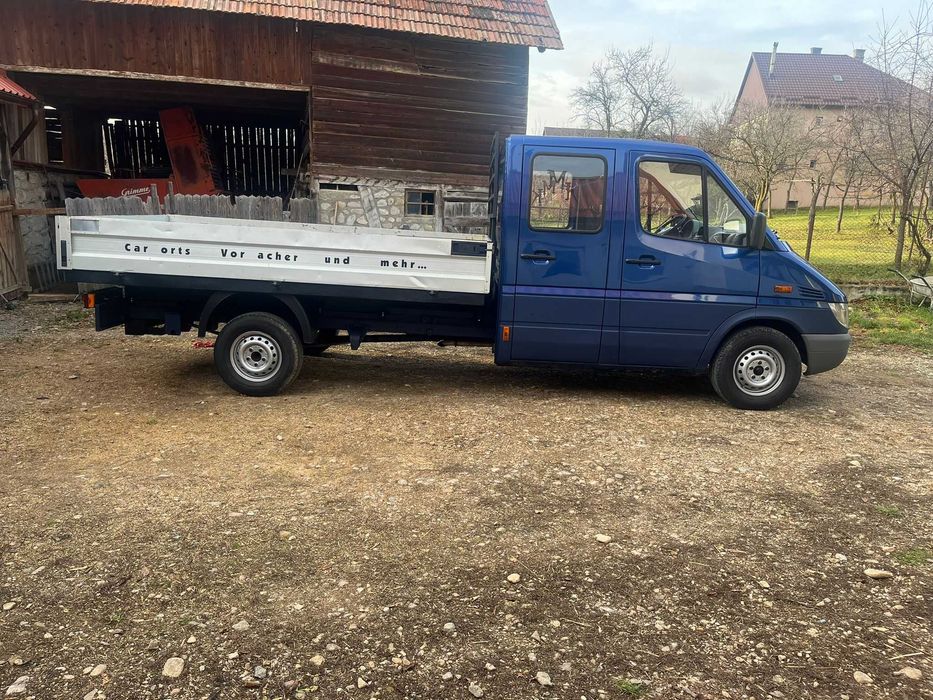 Mercedes Sprinter din anul 2002