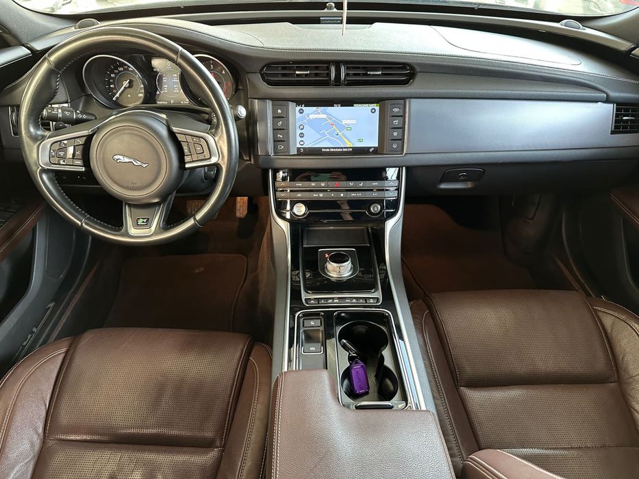 Jaguar XF 2.0 diesel R-Sport