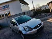 Usa fata dreapta/ Usa fata stanga Ford fiesata coupe 2007