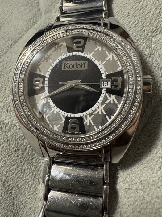 Часы Korloff K19 с бриллиантами