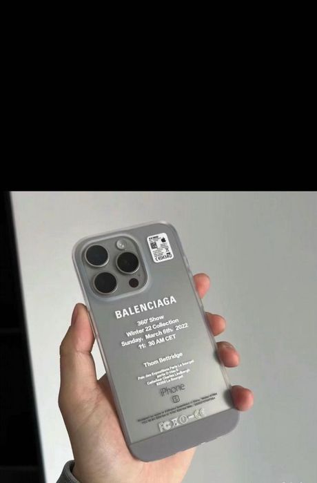 Продаю новый чехол на 11-й айфон. Balenciaga