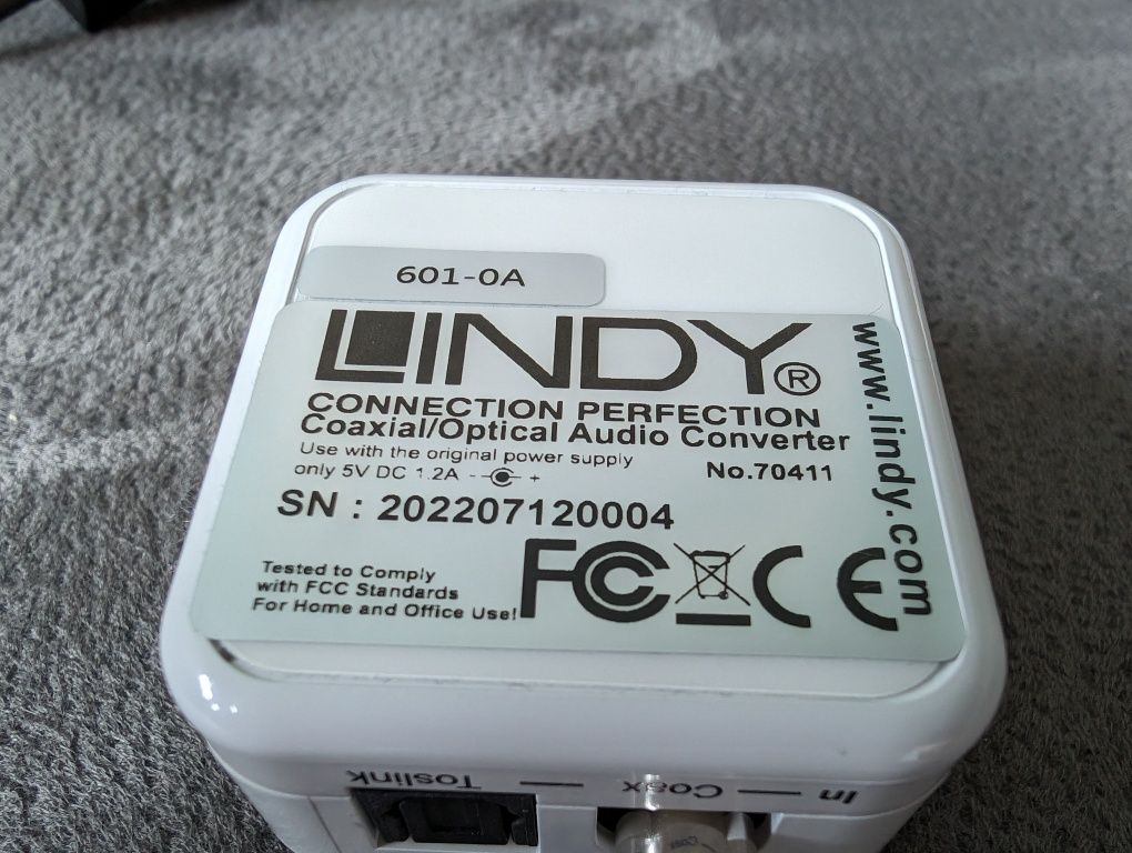 Convertor Audio Digital SPDIF & TOSLINK Bidirectional, LINDY L70411